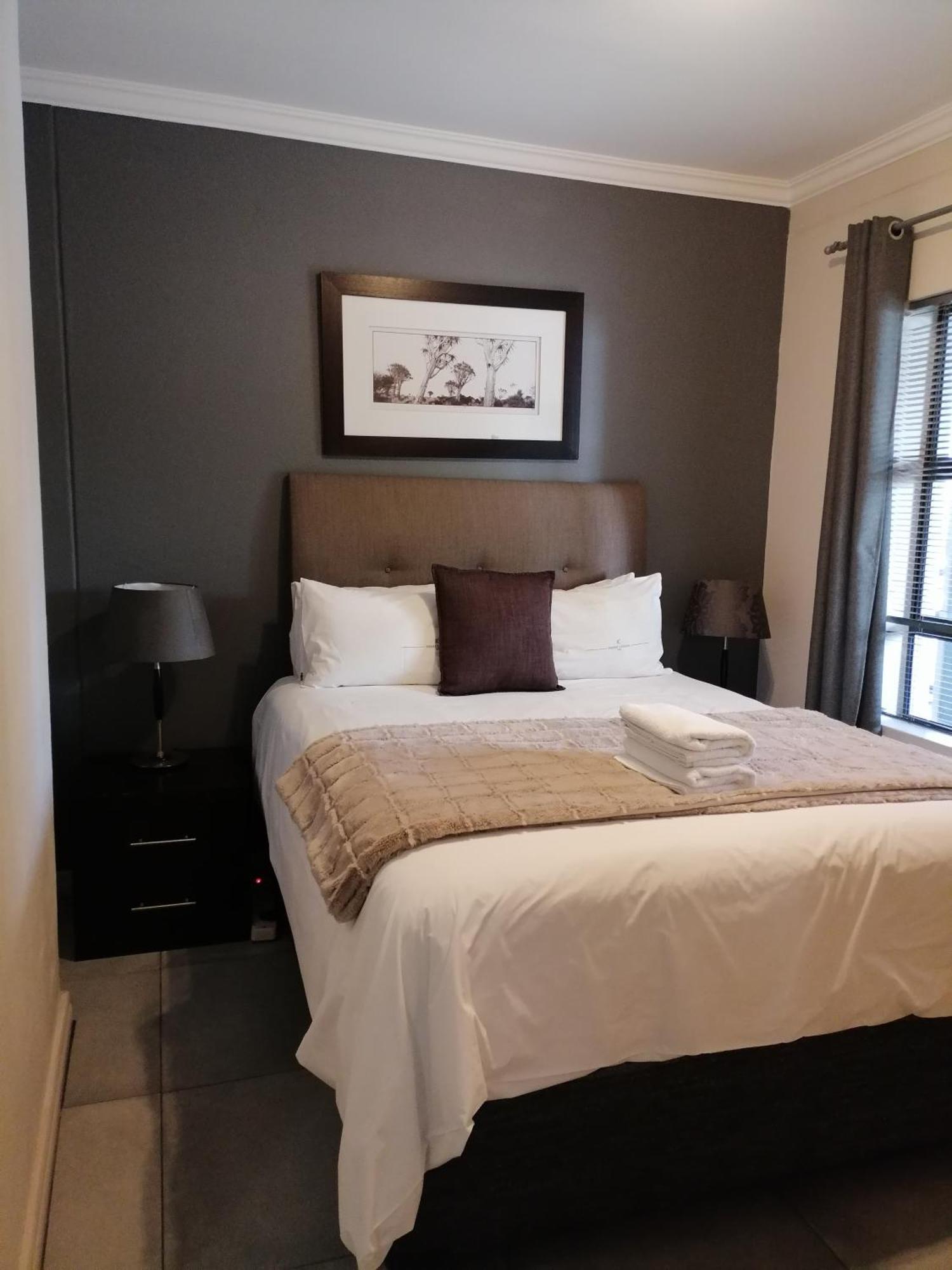 Emabheleni Executive Suites Westpoint Johannesburg Exterior photo
