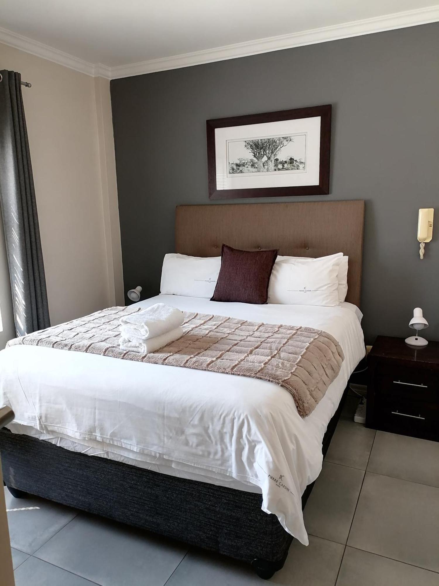 Emabheleni Executive Suites Westpoint Johannesburg Exterior photo